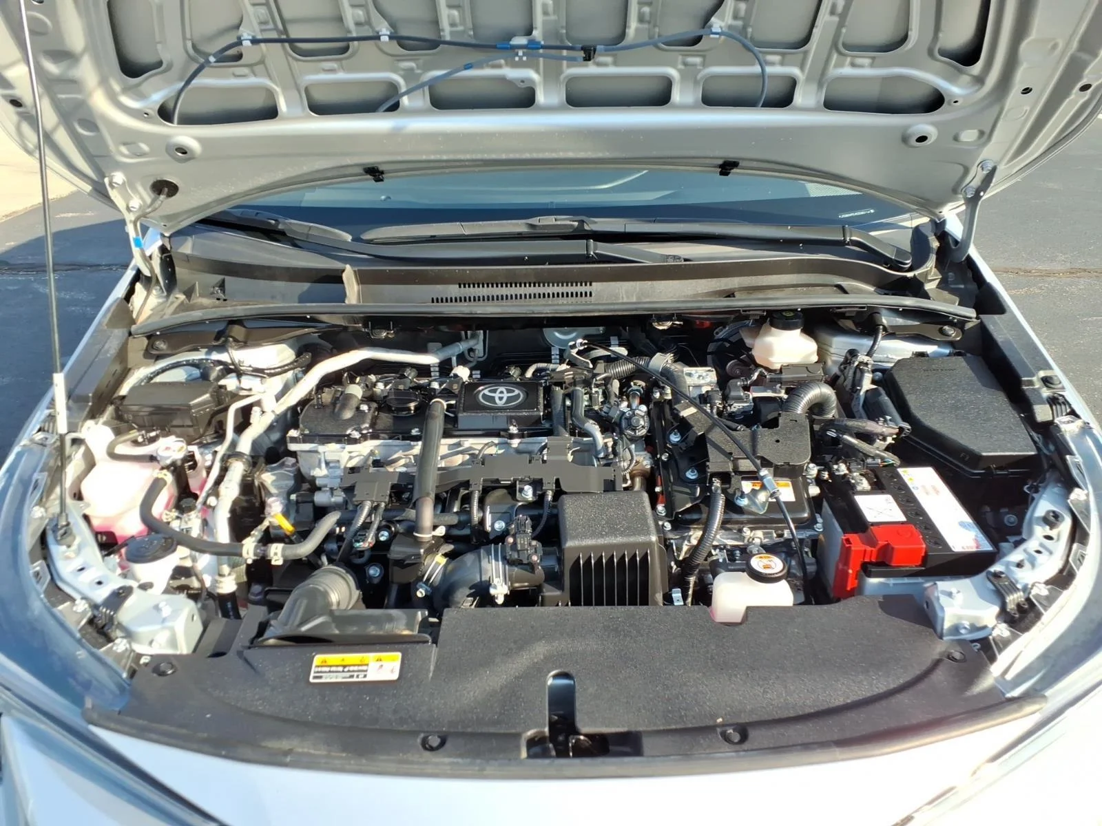 Used 2025 Classic Silver Metallic Toyota Hybrid LE image 27