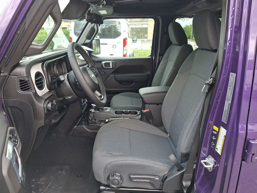 New 2026 Reign Exterior Paint Jeep Sport S image 8