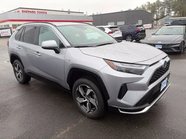 Used 2024 Silver Toyota SE image 3
