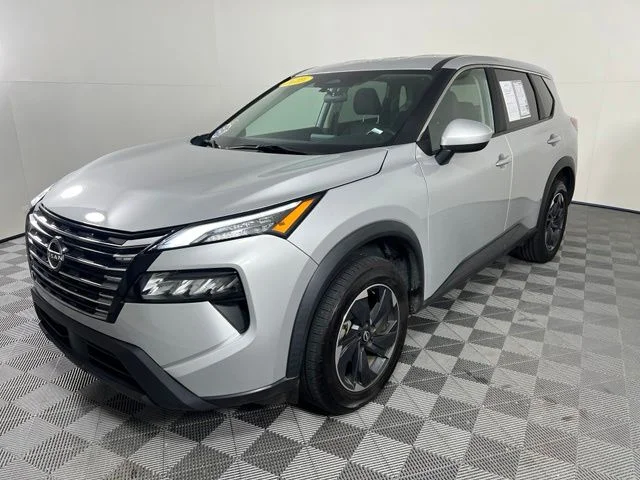Used 2024 Brilliant Silver Metallic Nissan SV image 3
