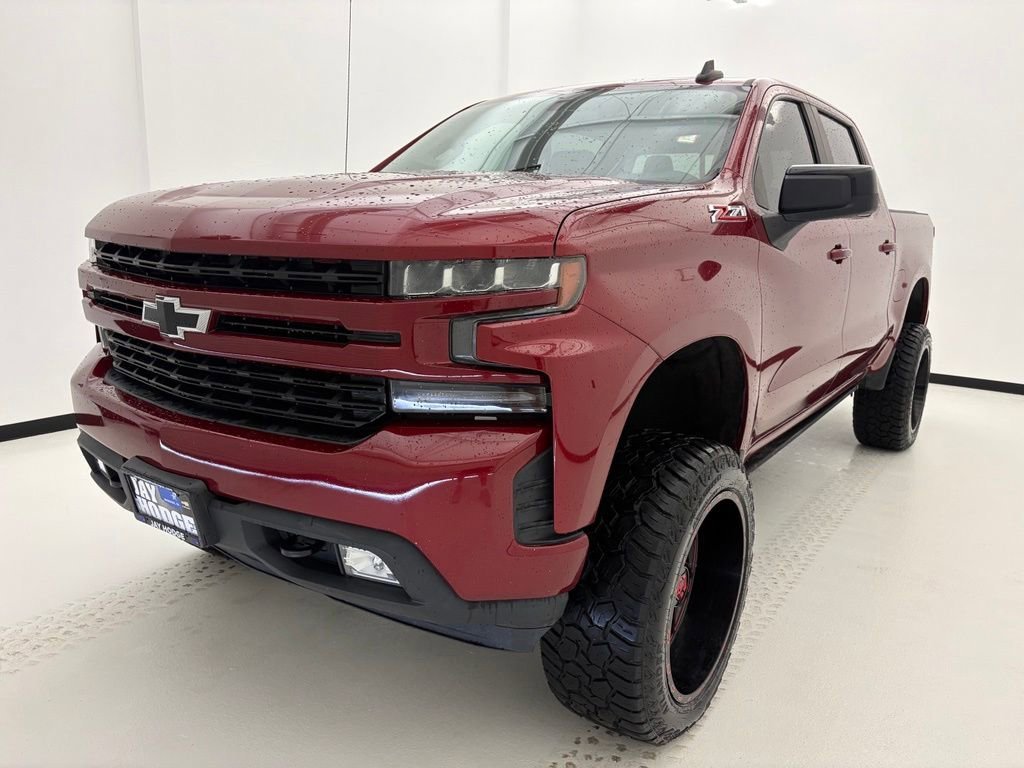 Used 2020 CAJUN RED TINTCOAT Chevrolet RST image 15