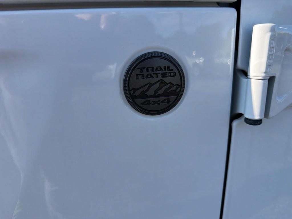 Used 2023 White Jeep Sport image 13