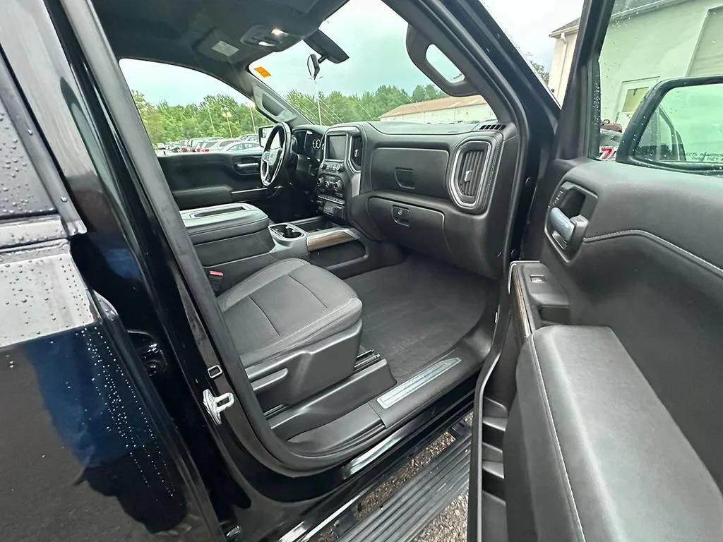 Used 2020 BLACK Chevrolet LT Trail Boss image 28