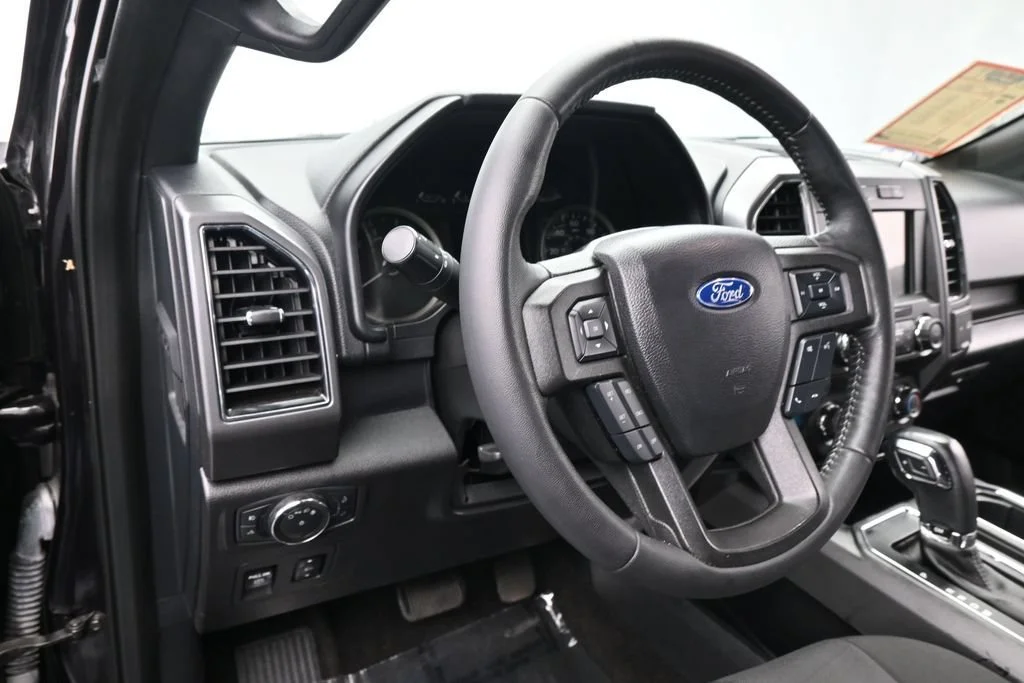 Used 2020 Black Ford XL image 15