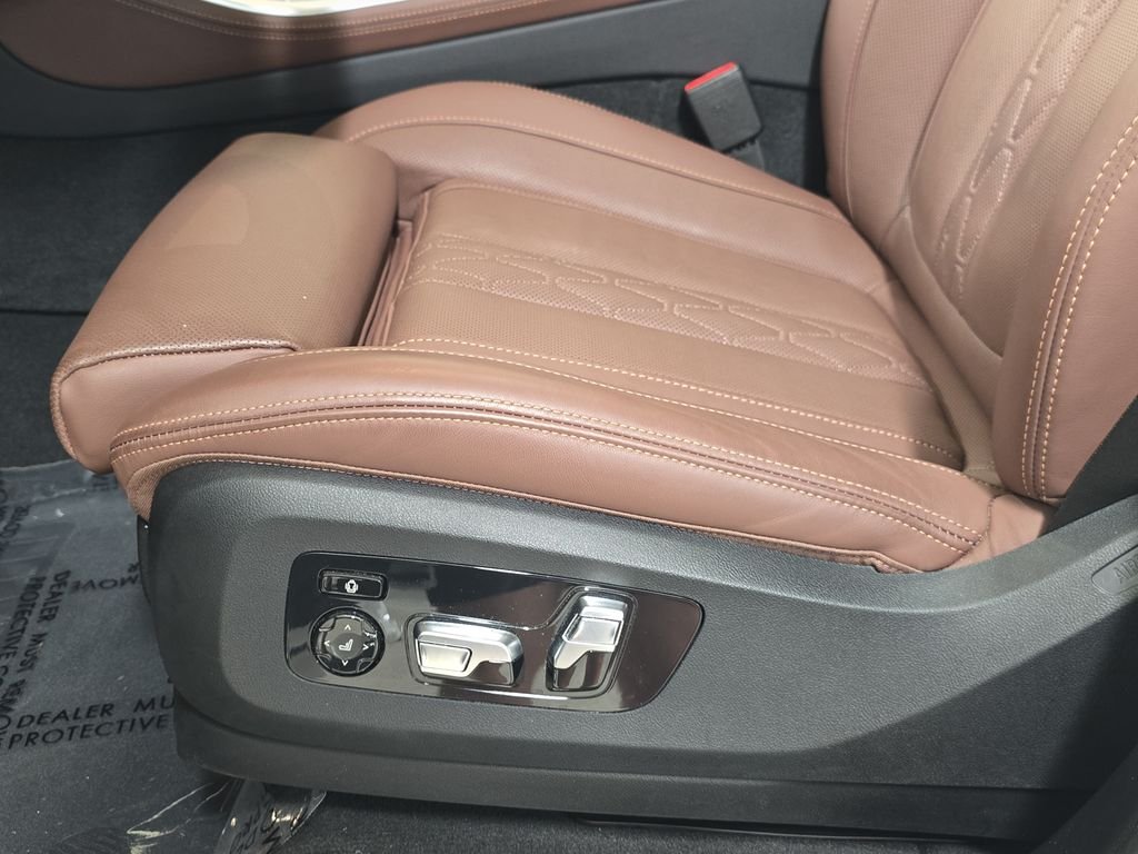 Certified Used 2024 Alpine White BMW sDrive40i image 28