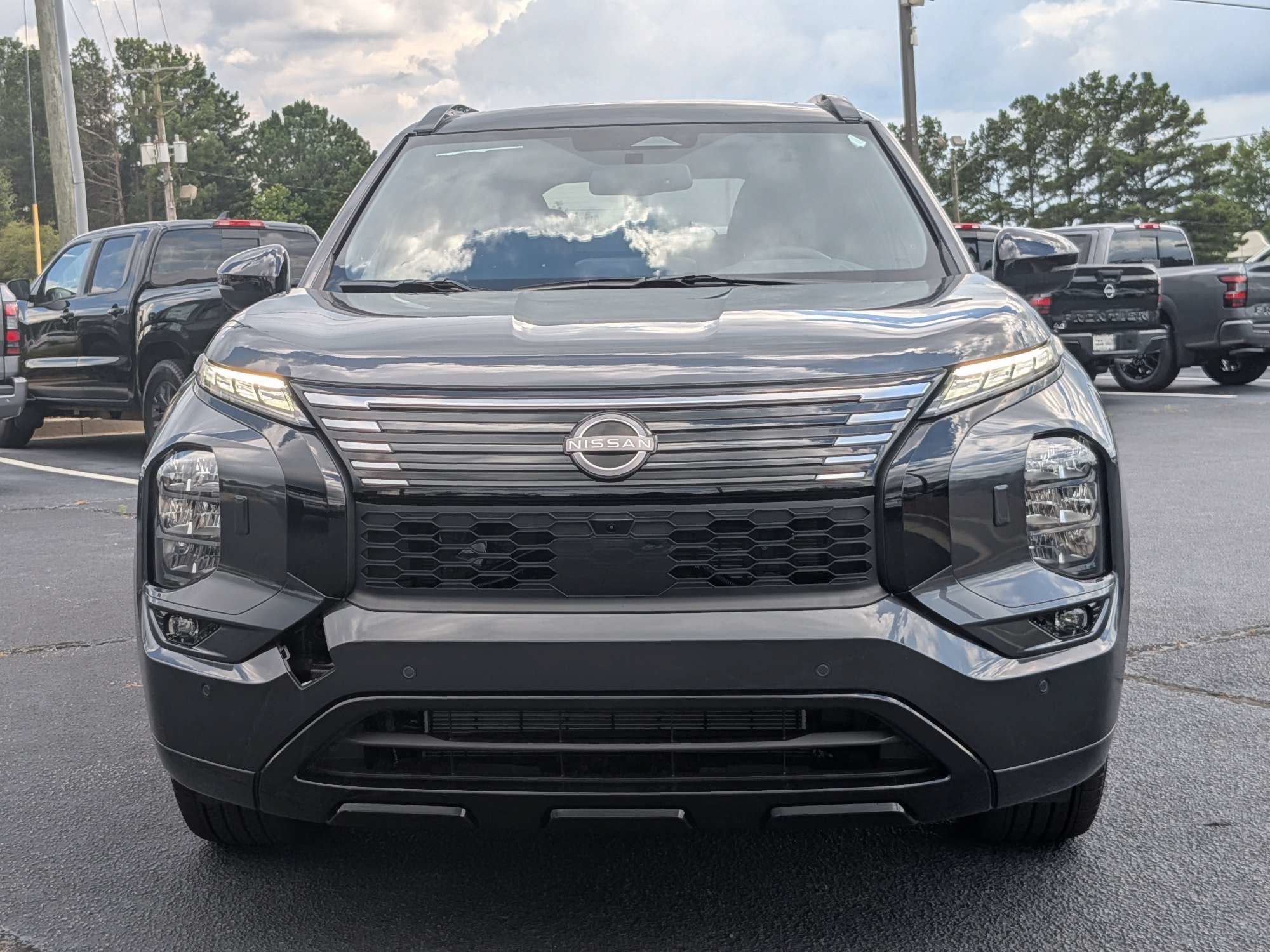 New 2026 Gray Nissan Platinum image 8