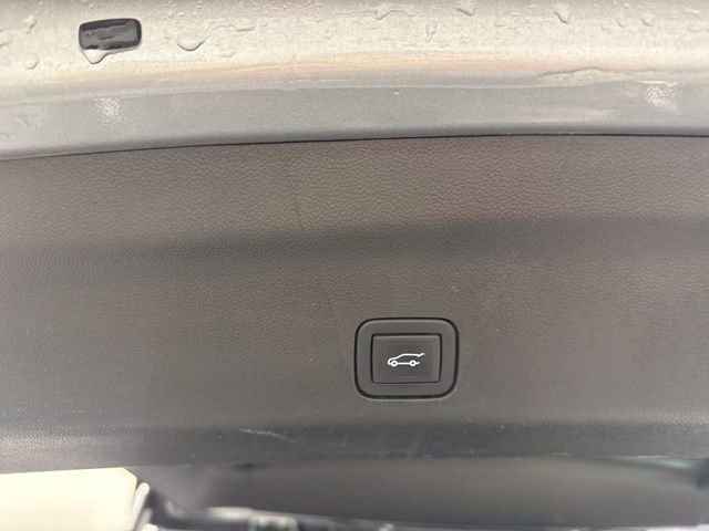 Used 2024 Sterling Metallic GMC Denali image 14
