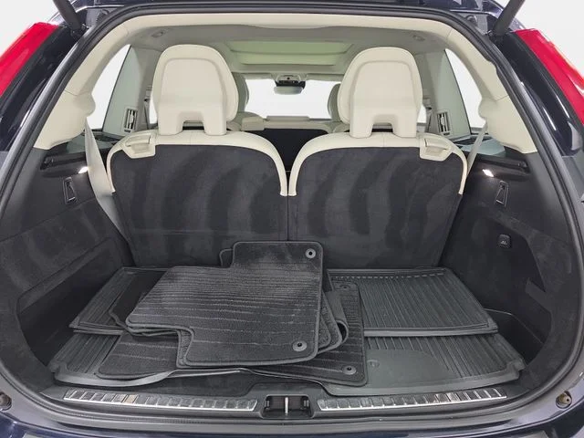 Used 2019 Magic Blue Metallic Volvo T5 Momentum image 32