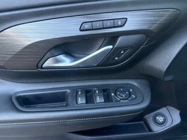Used 2024 Sterling Metallic GMC SLT image 9