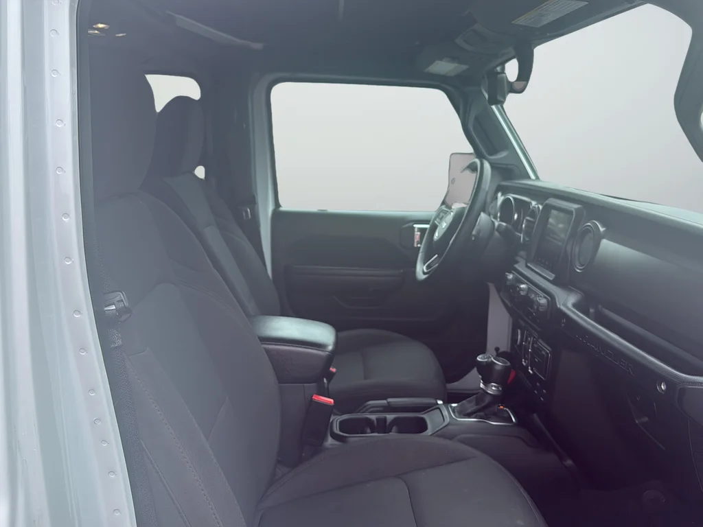 Used 2023 White Jeep High Tide image 15