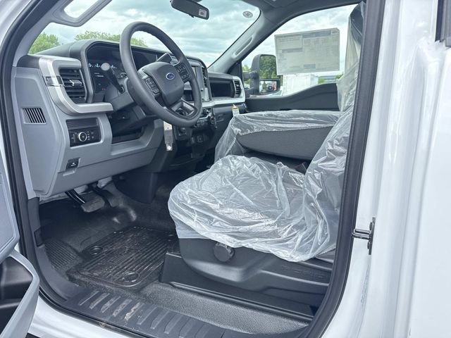 New 2026 Oxford White Ford F-250® XL image 5