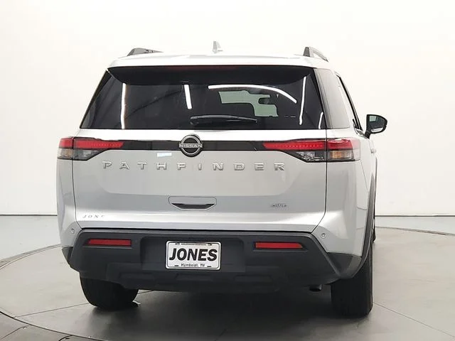 Used 2025 Silver Nissan SV image 6