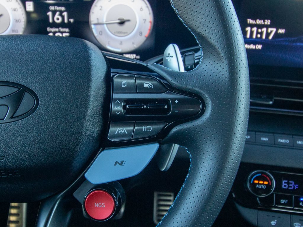 Used 2025 Gray Hyundai Base image 24