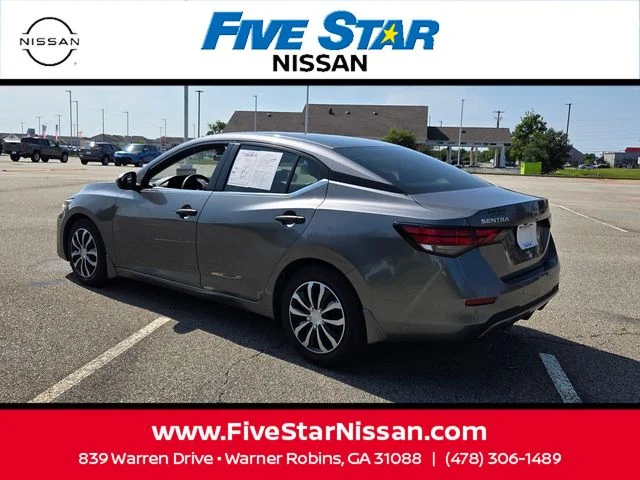 Used 2025 Gray Nissan S image 9