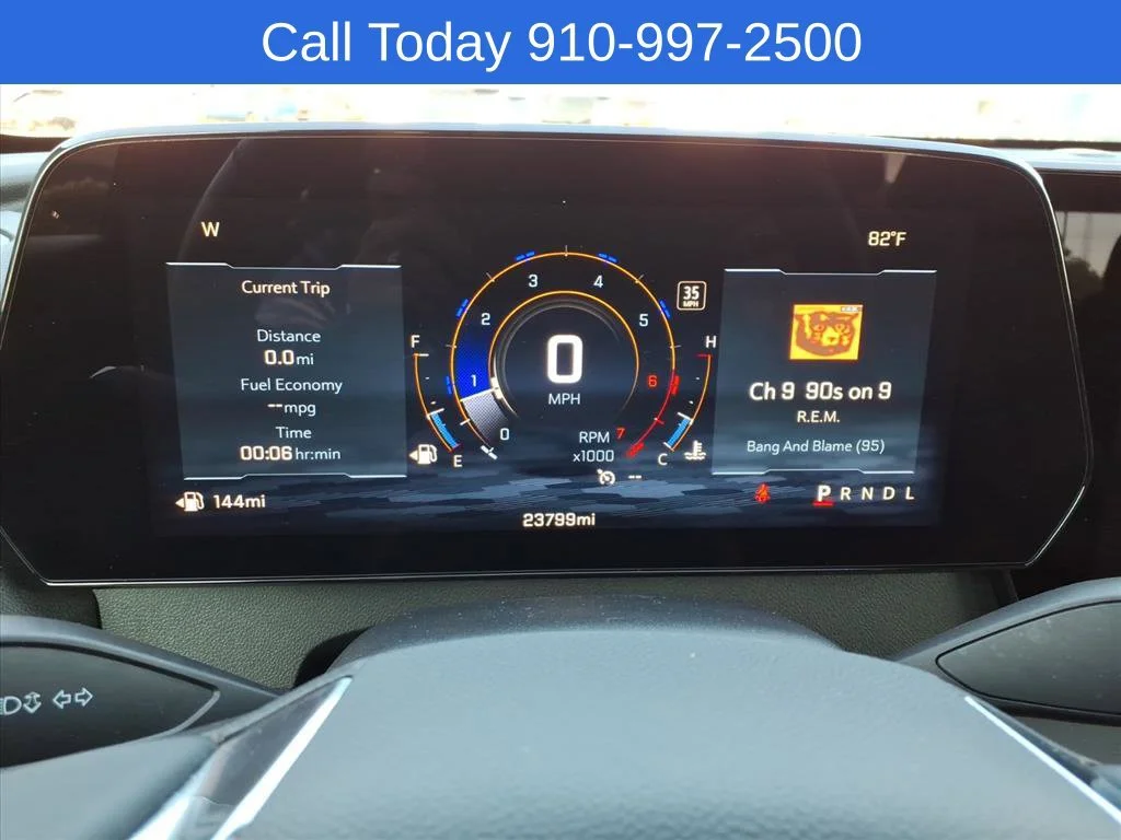 Used 2026 Summit White Chevrolet LT image 28