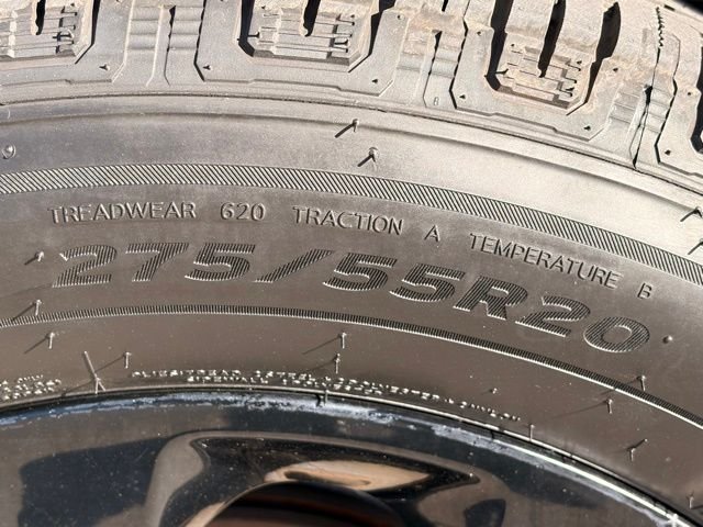 Used 2022 Black Jeep Overland image 8