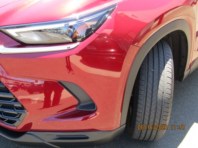 Used 2024 Pearl Toyota XLE image 9