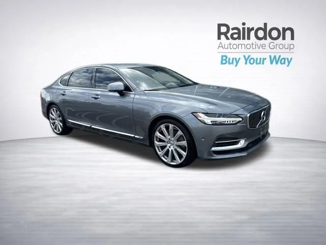 2018 Volvo S90 T8 Inscription PHEV AWD's photo