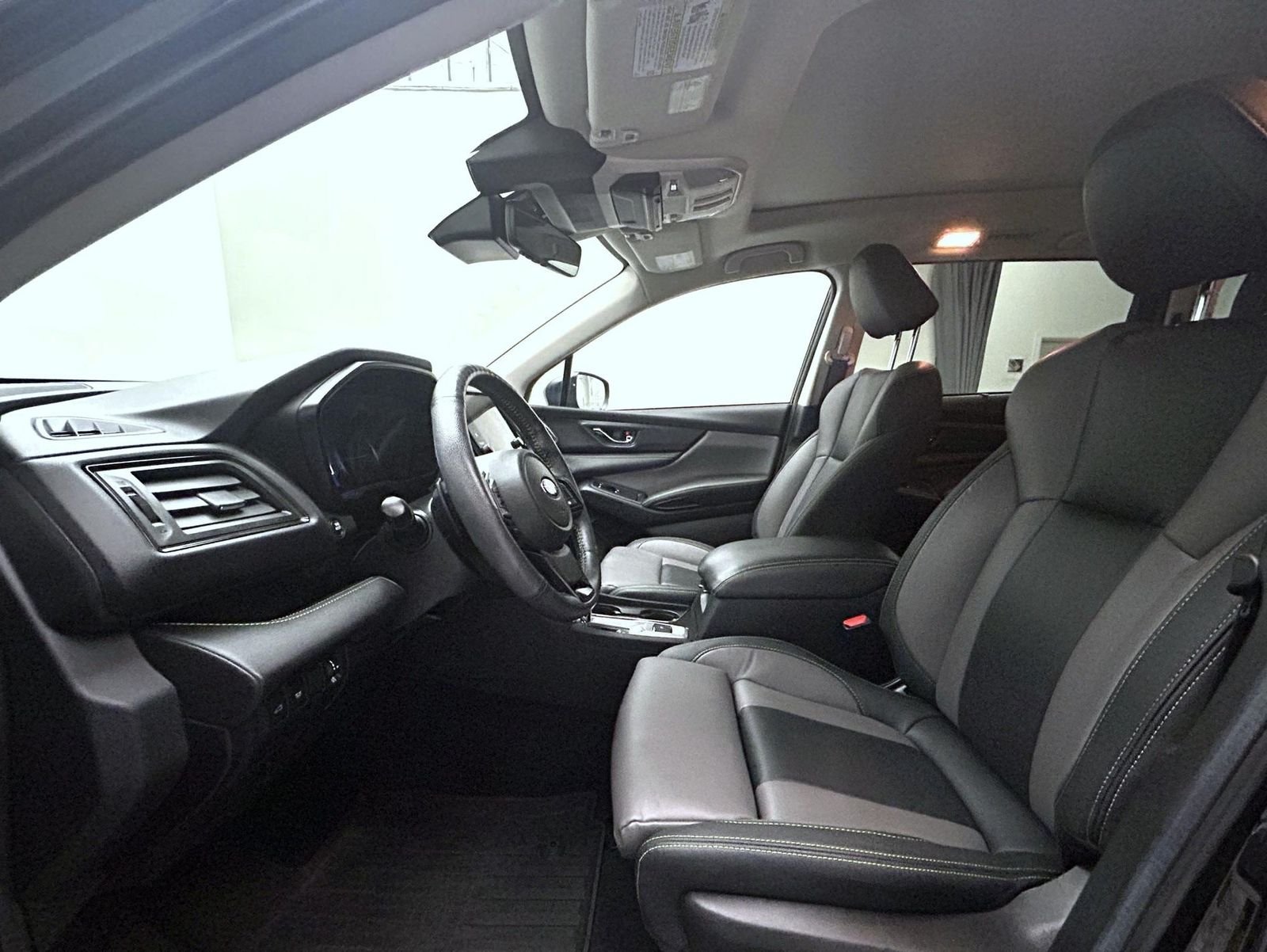 Used 2024 Black Subaru Onyx Edition image 10