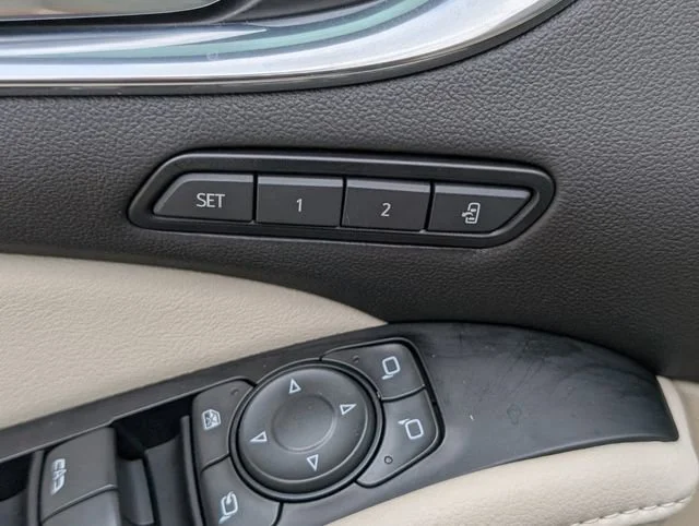 Used 2024 Ebony Twilight Metallic Buick Avenir image 19