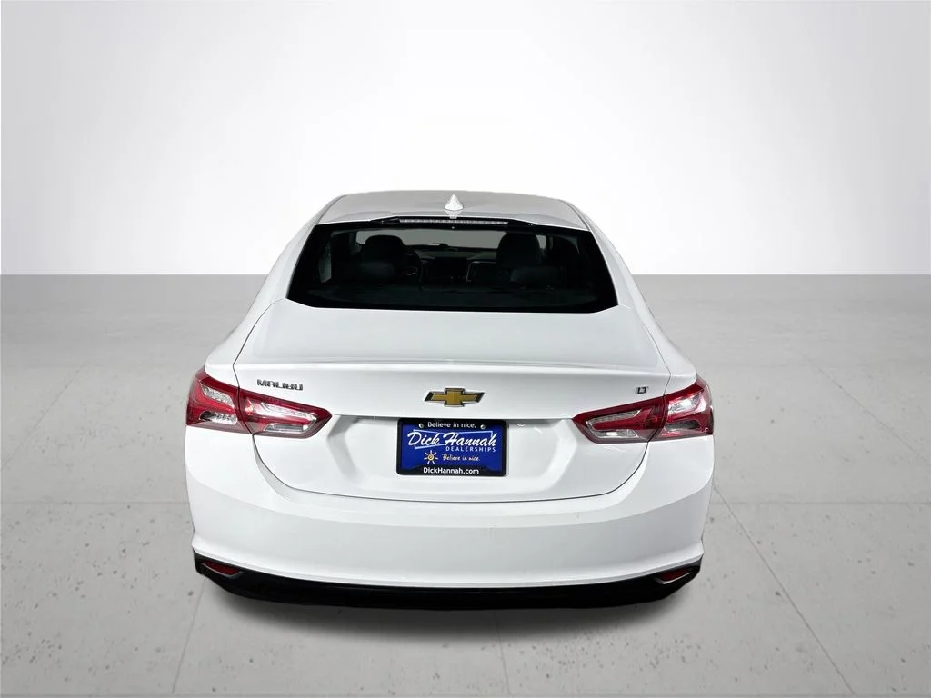 Used 2022 White Chevrolet LT image 7