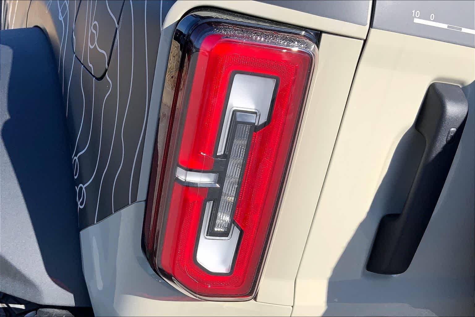 2025 Ford Bronco 4-Door Badlands - Photo 14