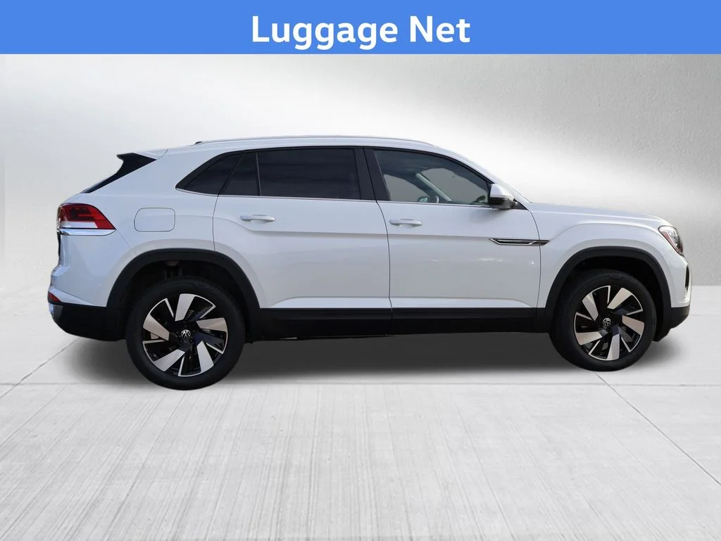 New 2026 White Volkswagen 2.0T SE w/Technology image 9