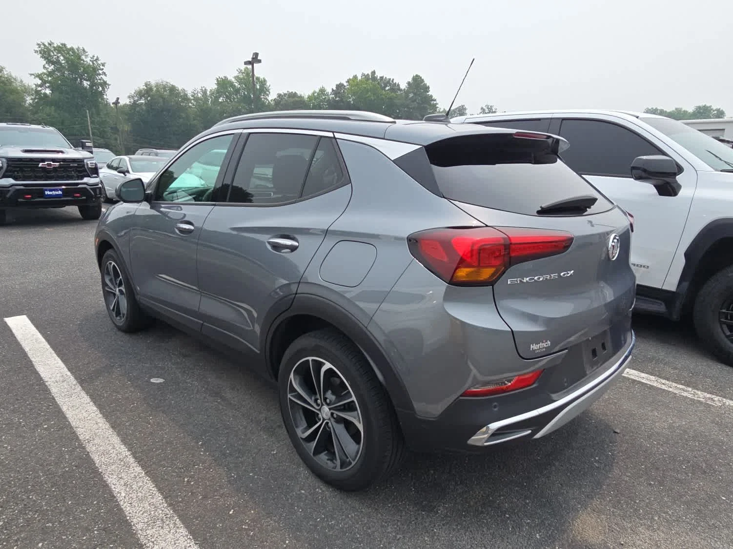 Used 2020 Satin Steel Metallic Buick Essence image 7