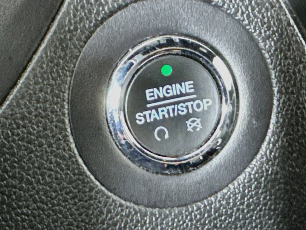 Used 2019 White Ford XLT image 19