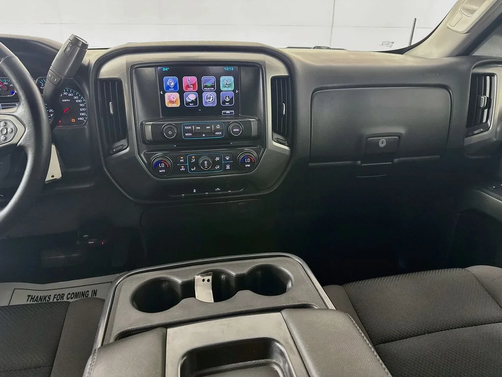 Used 2017 White Chevrolet LT image 26