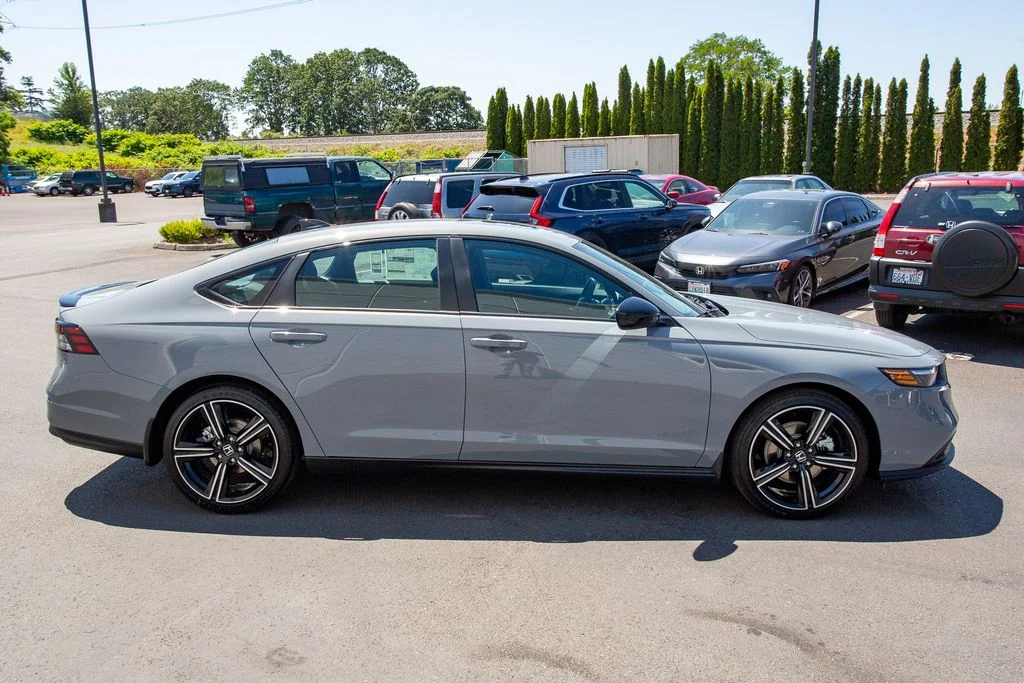 New 2026 Urban Gray Pearl Honda Sport image 5