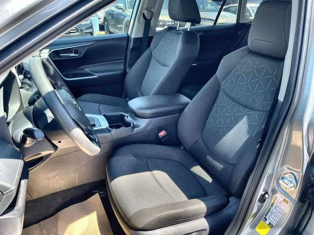 Used 2025 Silver Toyota XLE image 15