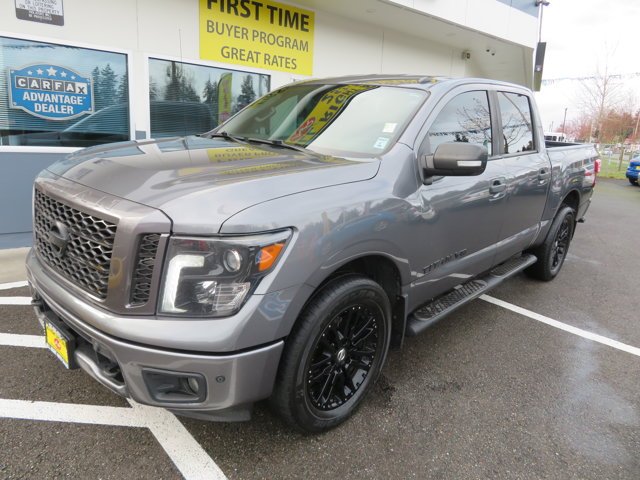 2019 Nissan Titan SV 4X4 Crew Cab's photo