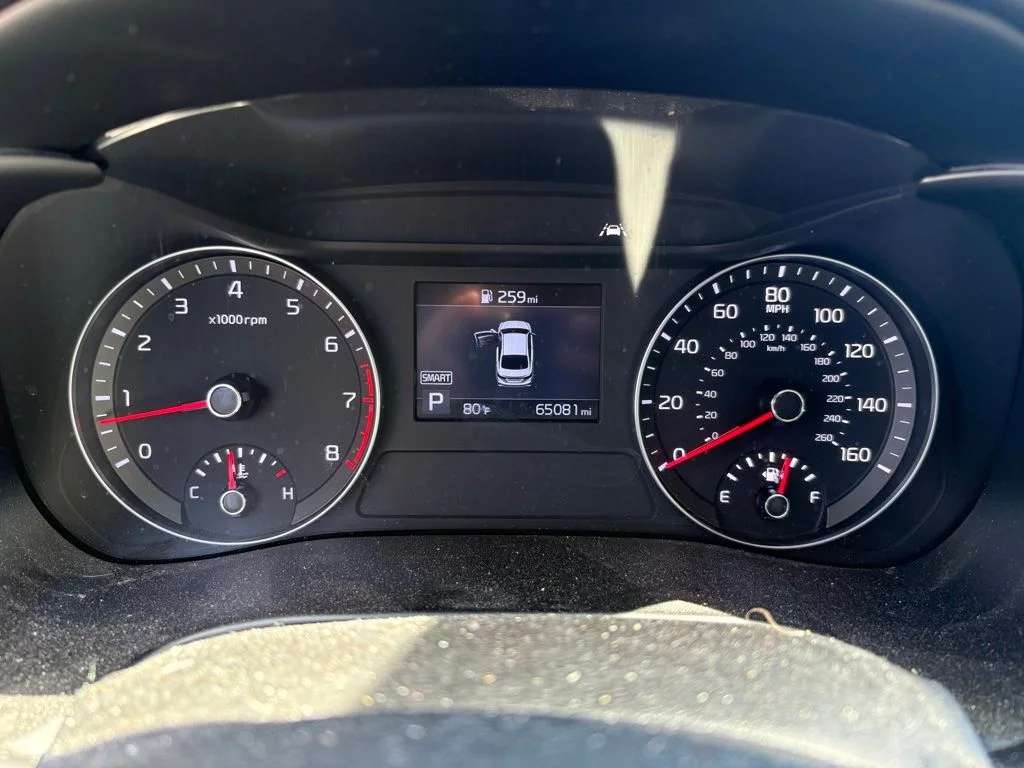 Used 2019 Gray Kia LXS image 5