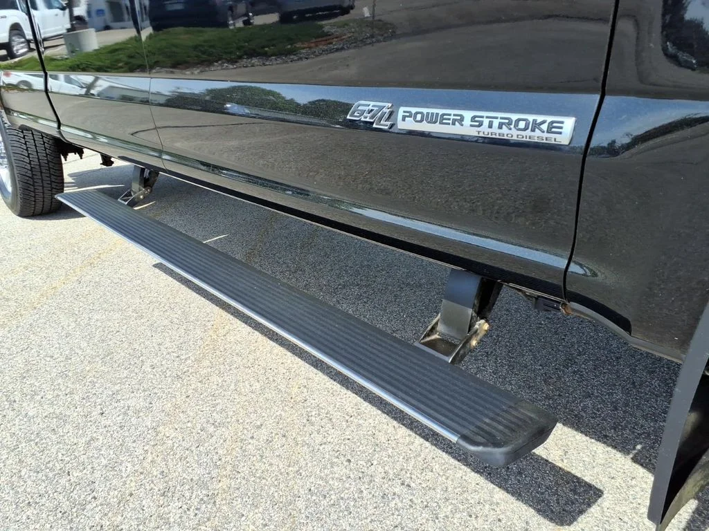 Used 2021 Agate Black Metallic Ford Platinum image 6