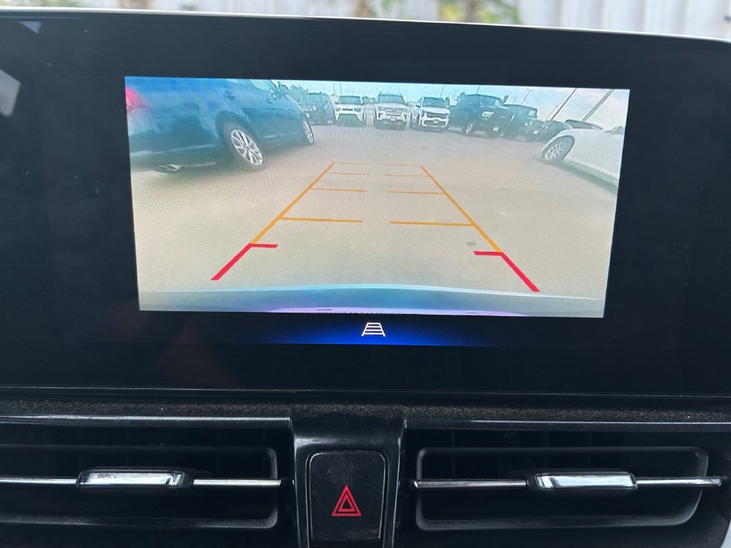Used 2025 Gray Chevrolet LT image 26