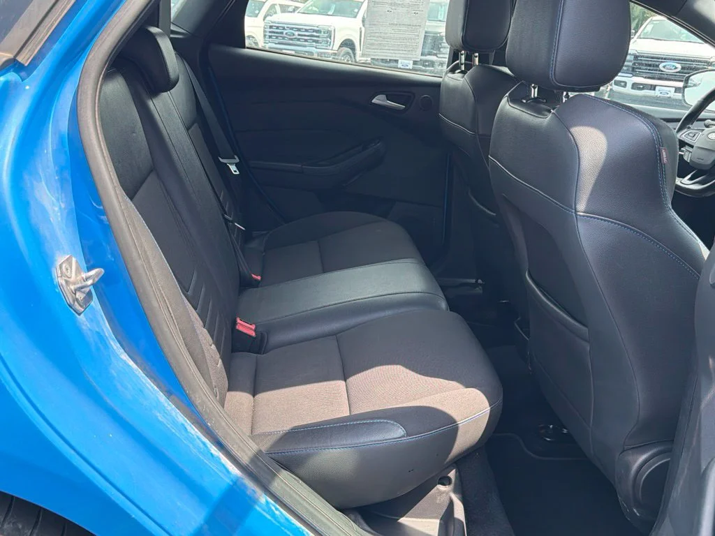 Used 2017 Nitrous Blue Ford RS image 18