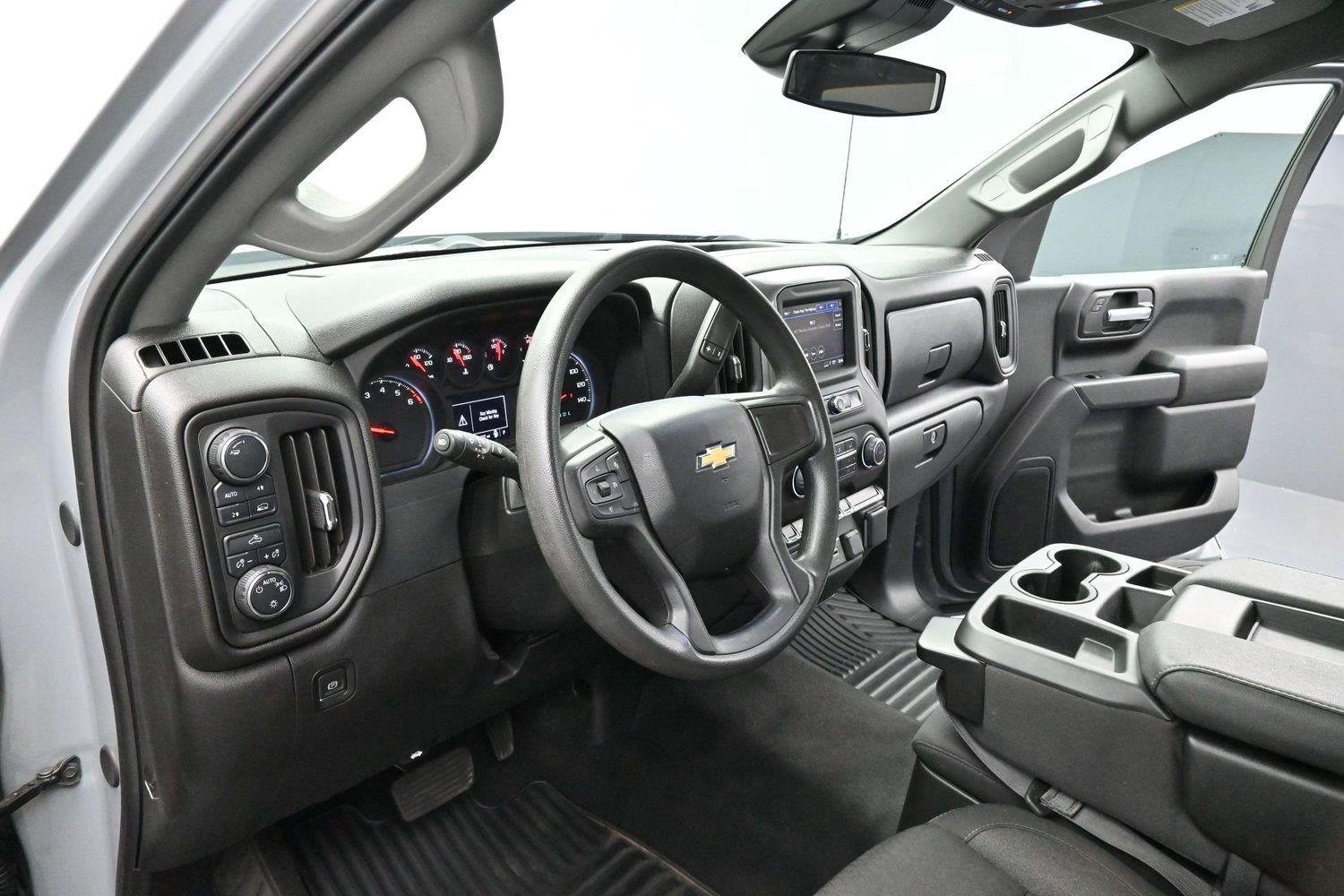 Used 2024 Slate Gray Metallic Chevrolet Custom image 13