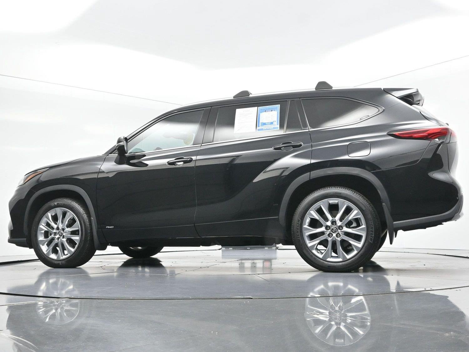 Used 2023 Midnight Black Metallic Toyota Limited image 57