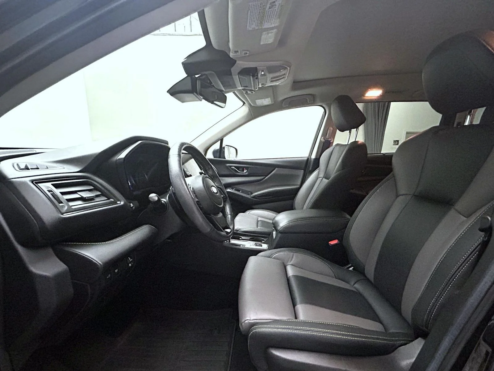 Used 2024 Black Subaru Onyx Edition image 10