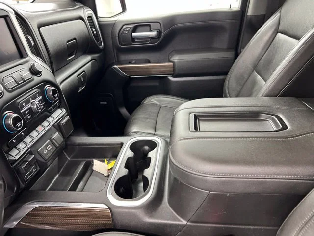 Used 2020 Red Chevrolet LT Trail Boss image 15