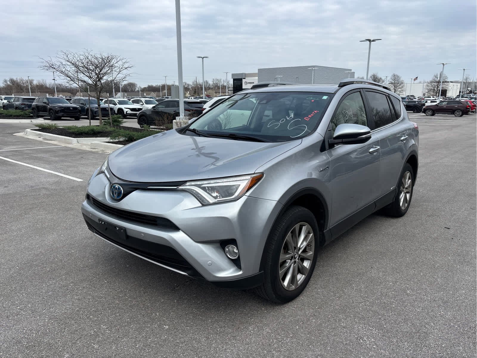 Used 2018 Toyota RAV4 Limited with VIN JTMDJREV8JD168969 for sale in Kansas City