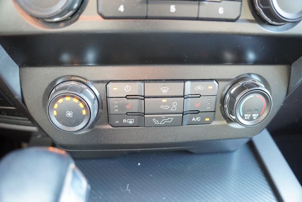 Used 2020 Oxford White Ford XLT image 6
