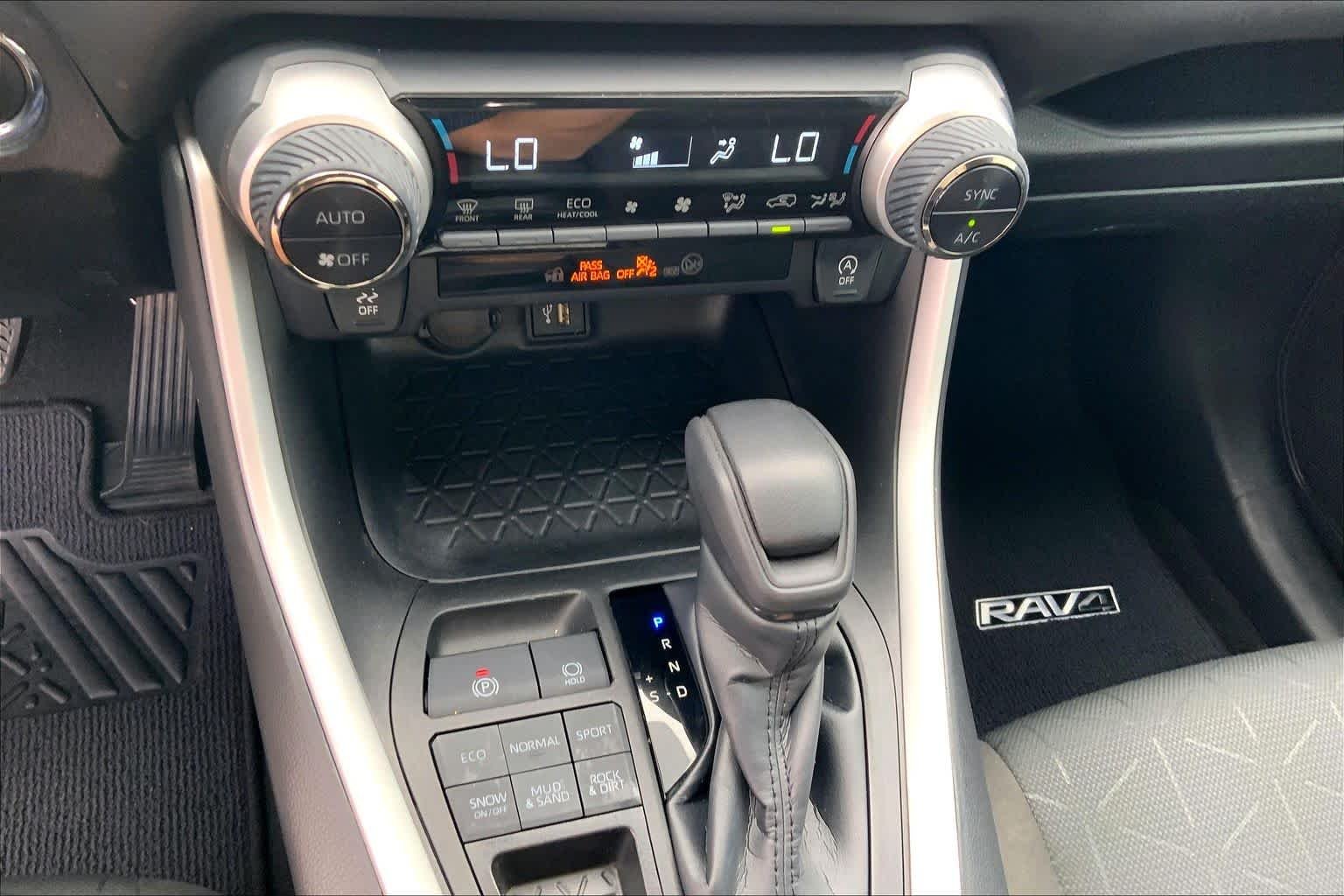 Used 2023 Ice Cap Toyota XLE image 35