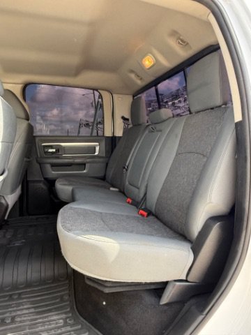 Used 2016 Bright White Clearcoat Ram Outdoorsman image 14