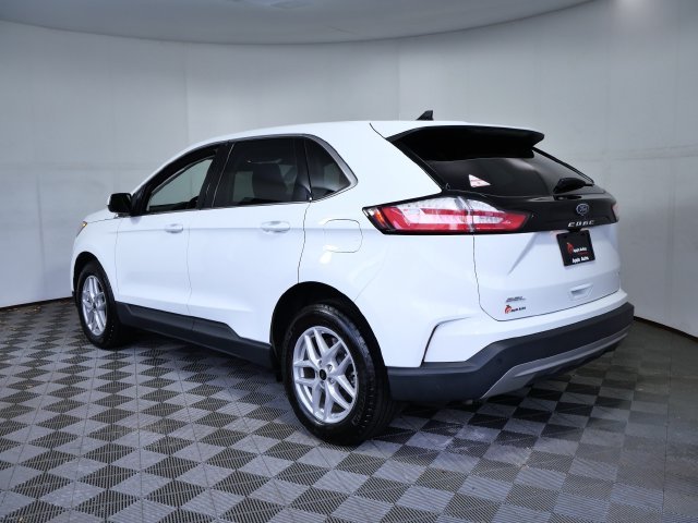 Used 2024 White Ford SEL image 4