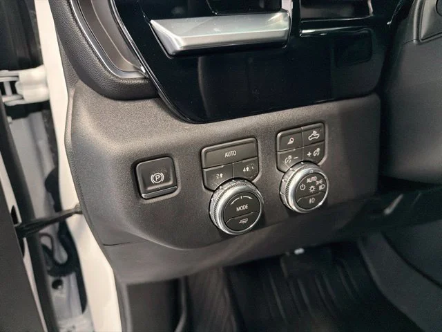 New 2026 Summit White GMC Elevation image 20