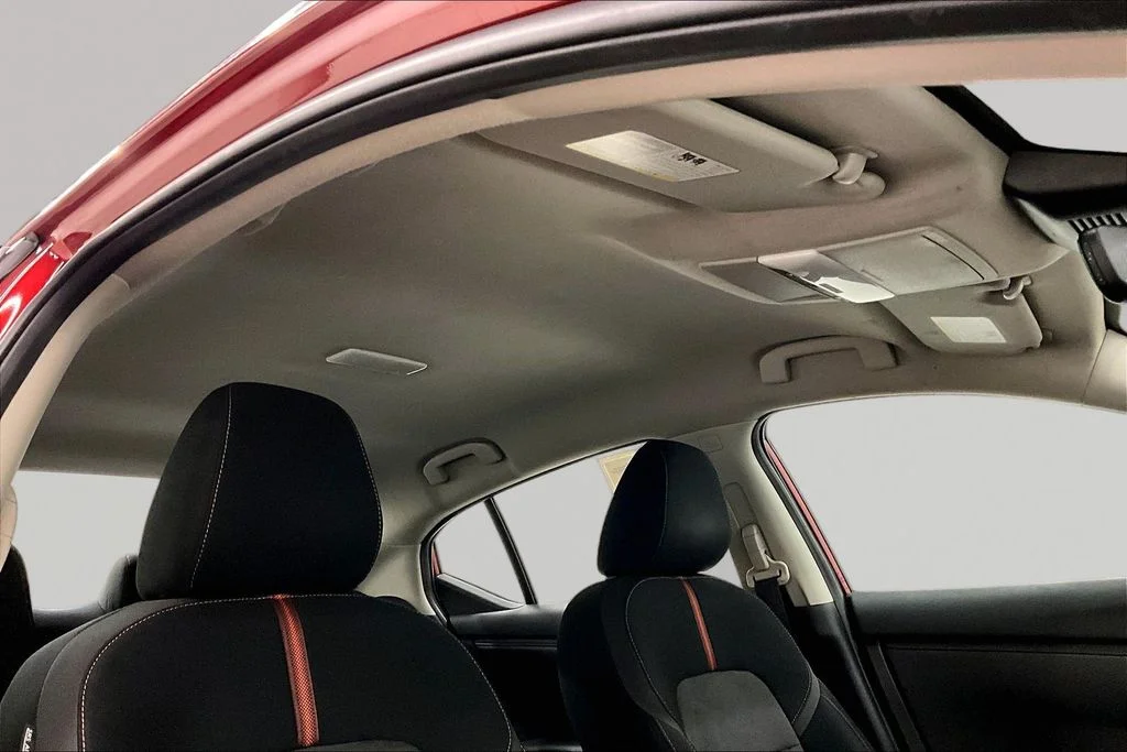 Used 2023 Red Nissan SR image 27