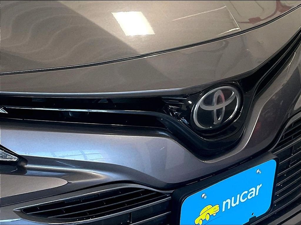 Used 2019 Predawn Gray Mica Toyota XLE image 32