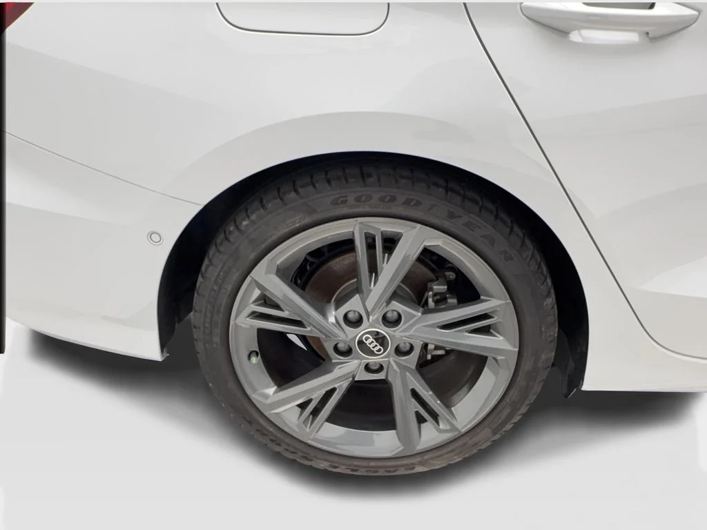 Used 2024 White Audi  image 14